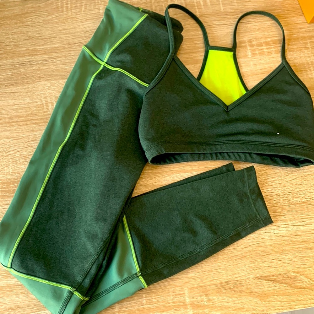 Good American matching leggings and sports bra